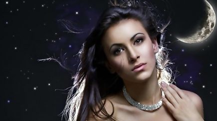 Смотреть Салат из маринованных шампиньонов с курицей видео Смотреть Салат из маринованных шампиньонов с курицей видео